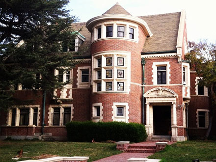 house-440 (1)